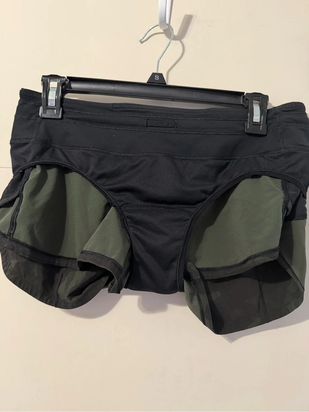 Lululemon Speed Up HR High short Size 6